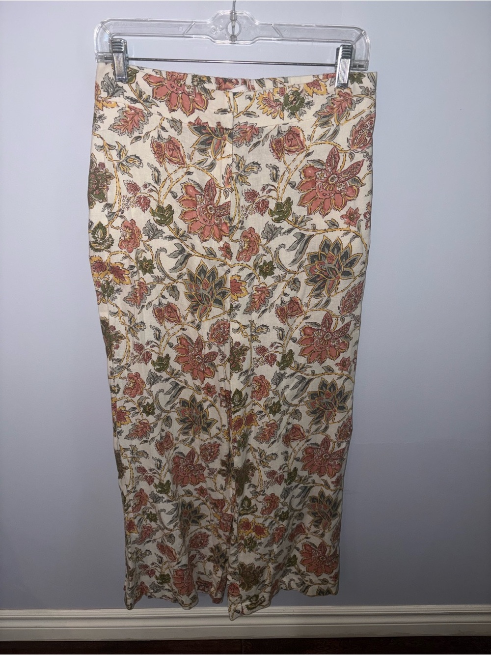 NWT Mango Cream Floral Wide Legged Trousers with Rust and Olive Motif